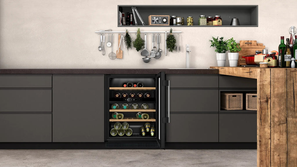 Cantinetta vino da incasso 81.8 x 59.8 cm KU9213HG0