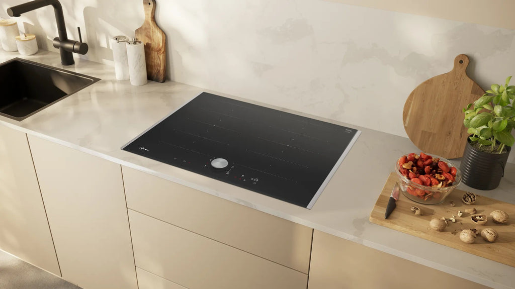Piano cottura a induzione 70 cm con profili T67TTX4L0