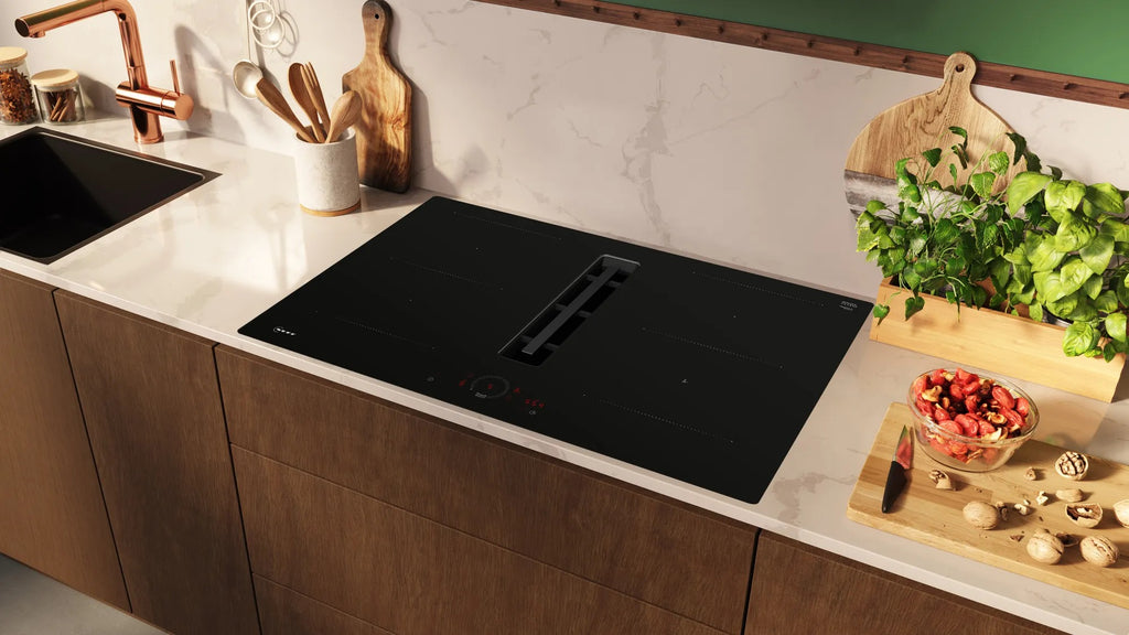 Piano a induzione con cappa integrata 80 cm senza profili V58NHQ4L0