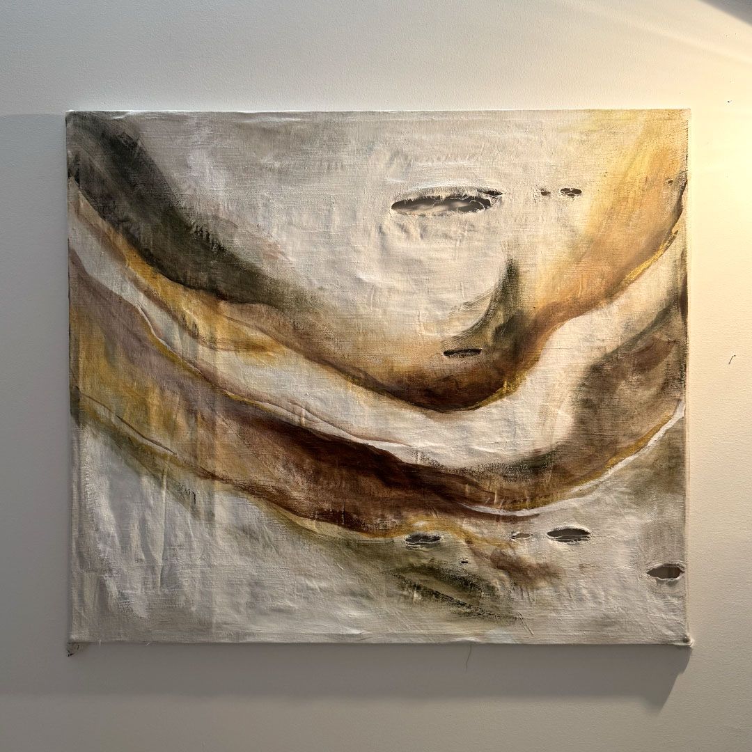 Lights to meet you by the river