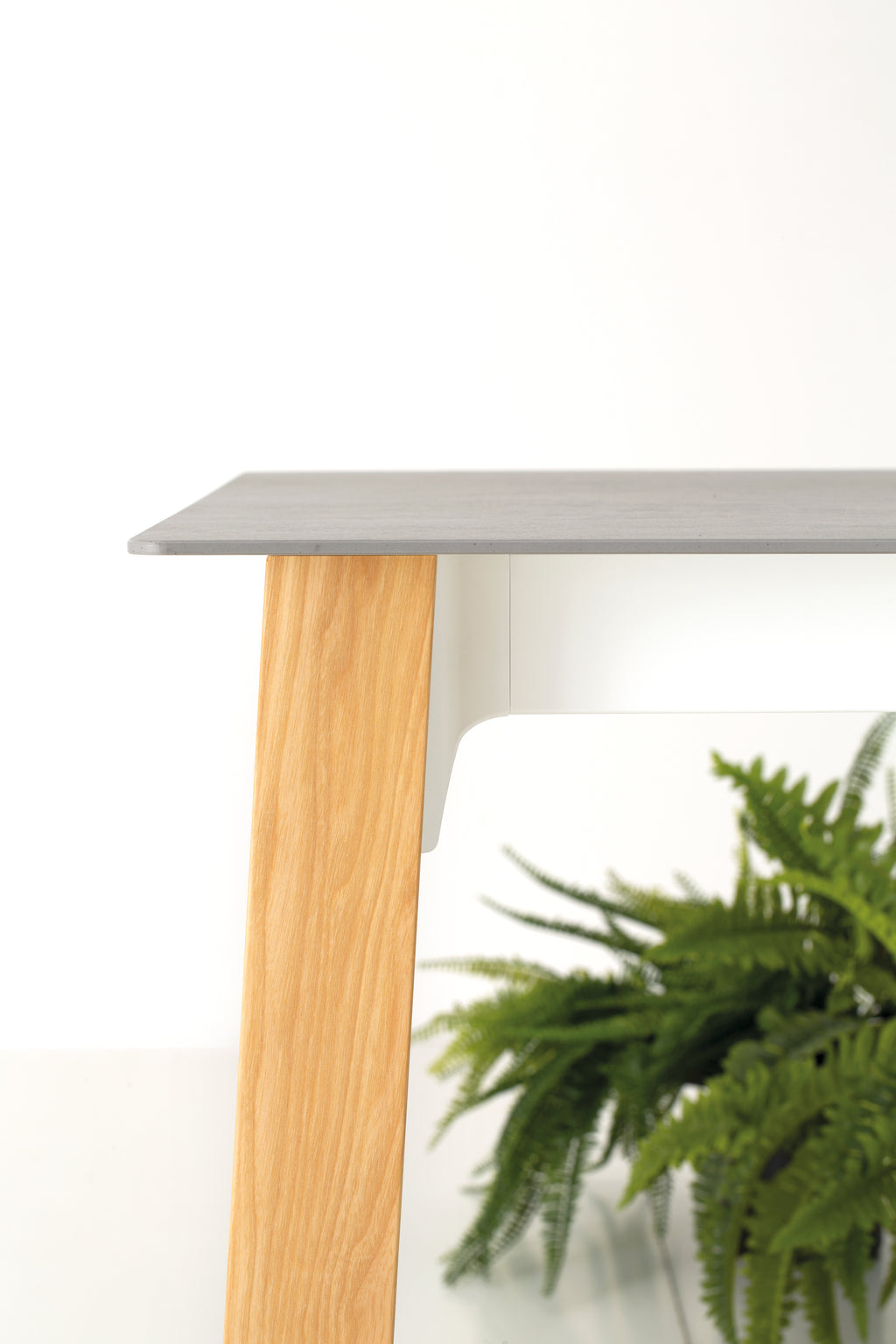 Tavolo Quadro Pietra di Savoia Grigio