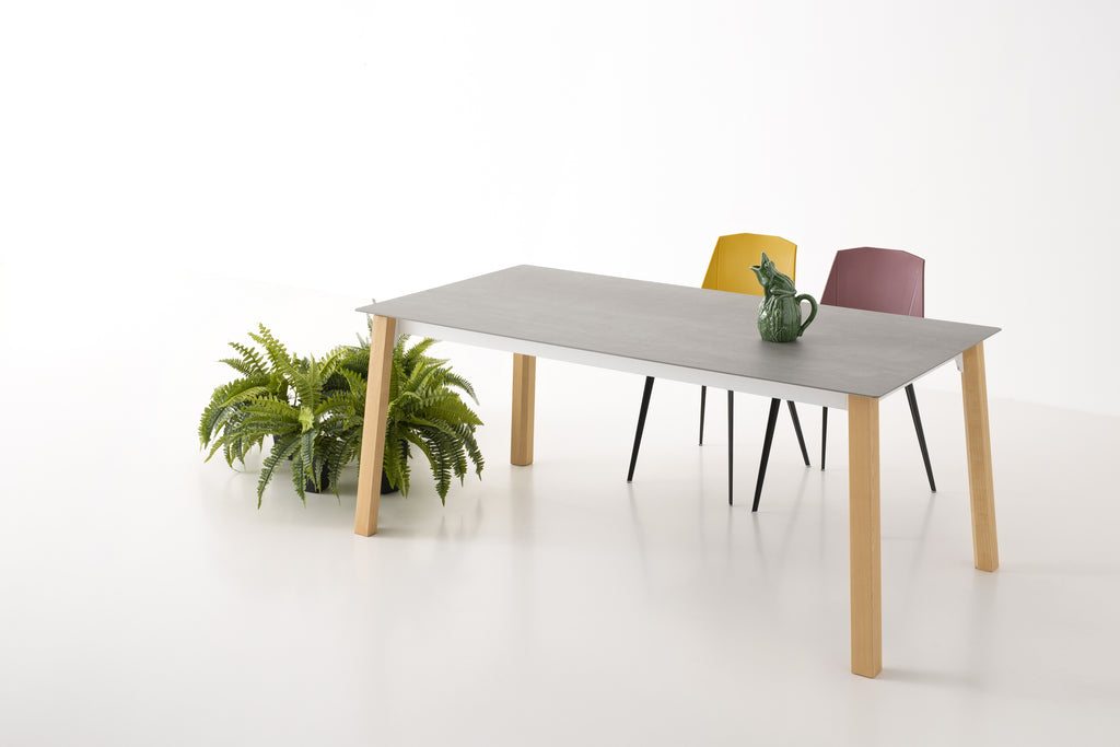 Tavolo Quadro Pietra di Savoia Grigio